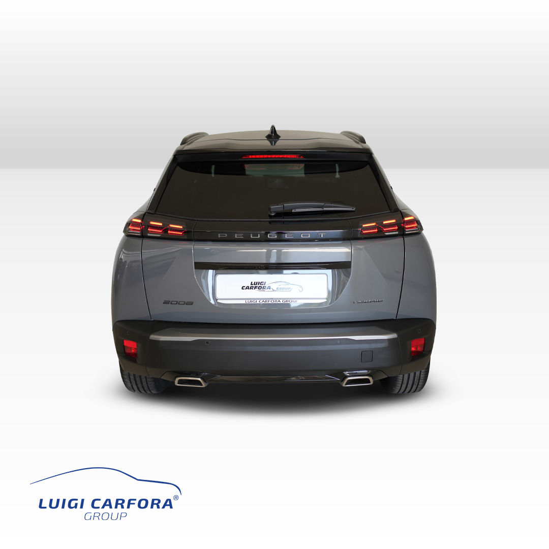 Gallery2-Peugeot-2008-GT-Hybrid-145-e-dcs6